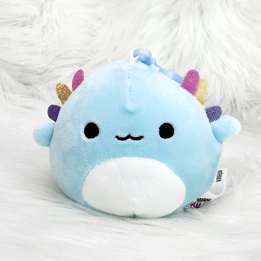 NWT Irina the Axolotl squishmallow clip !!